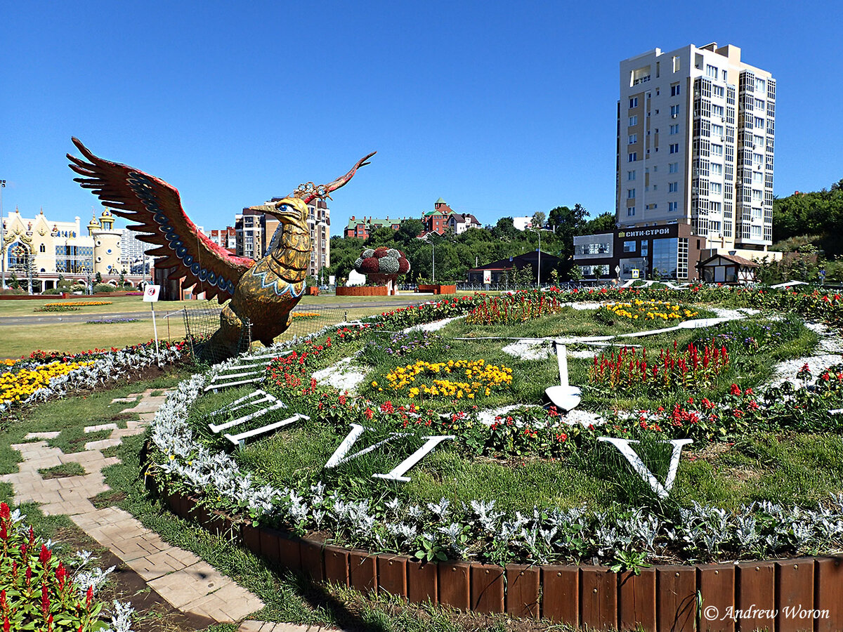 Цветочные солнечные часы 