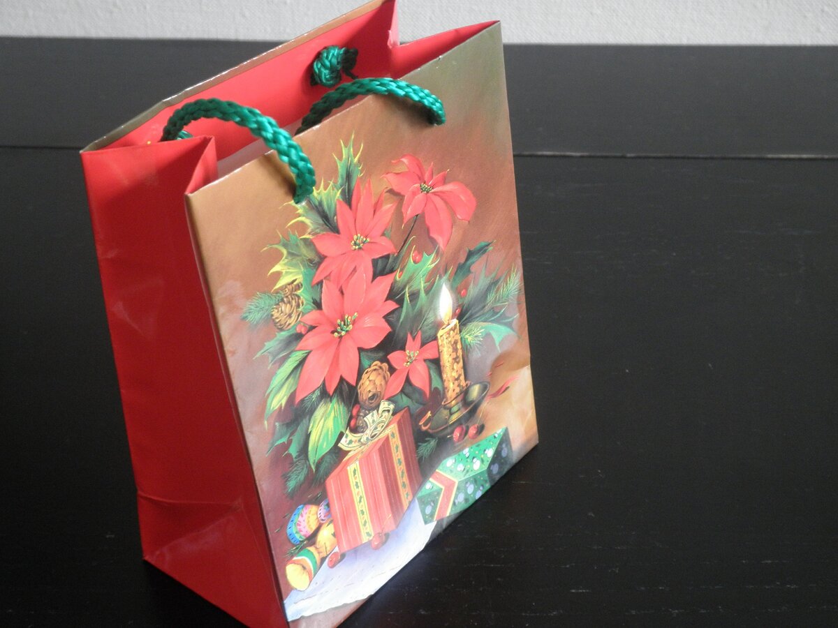 Пакетик подарочный новогодний. Фото автора