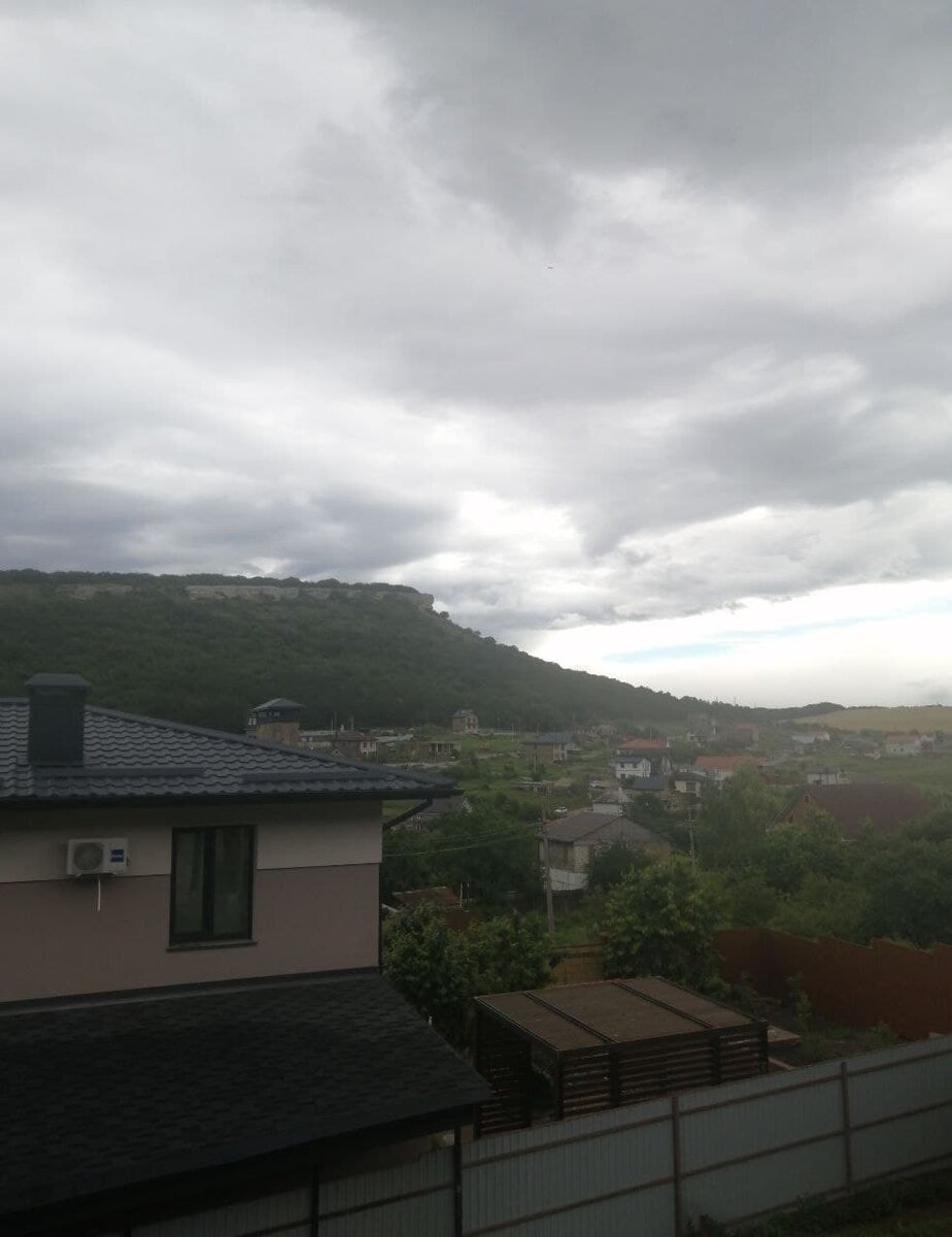 В Симферополе несколько дней идет сильный дождь 