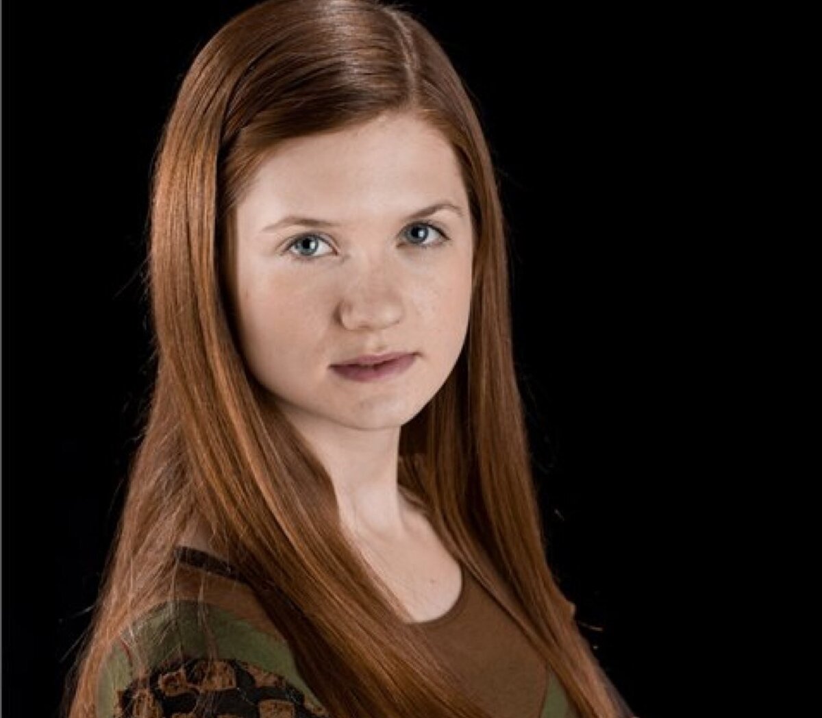 Бонни райт. Джинни уизли 2022. Джинни уизли актриса. Динни у изли маленькая. Бонни райт.