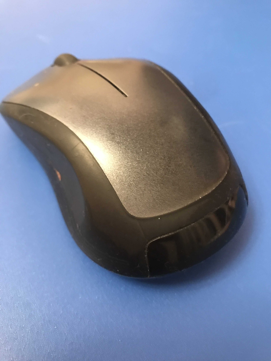 eine drahtlose Maus - беспроводная мышь