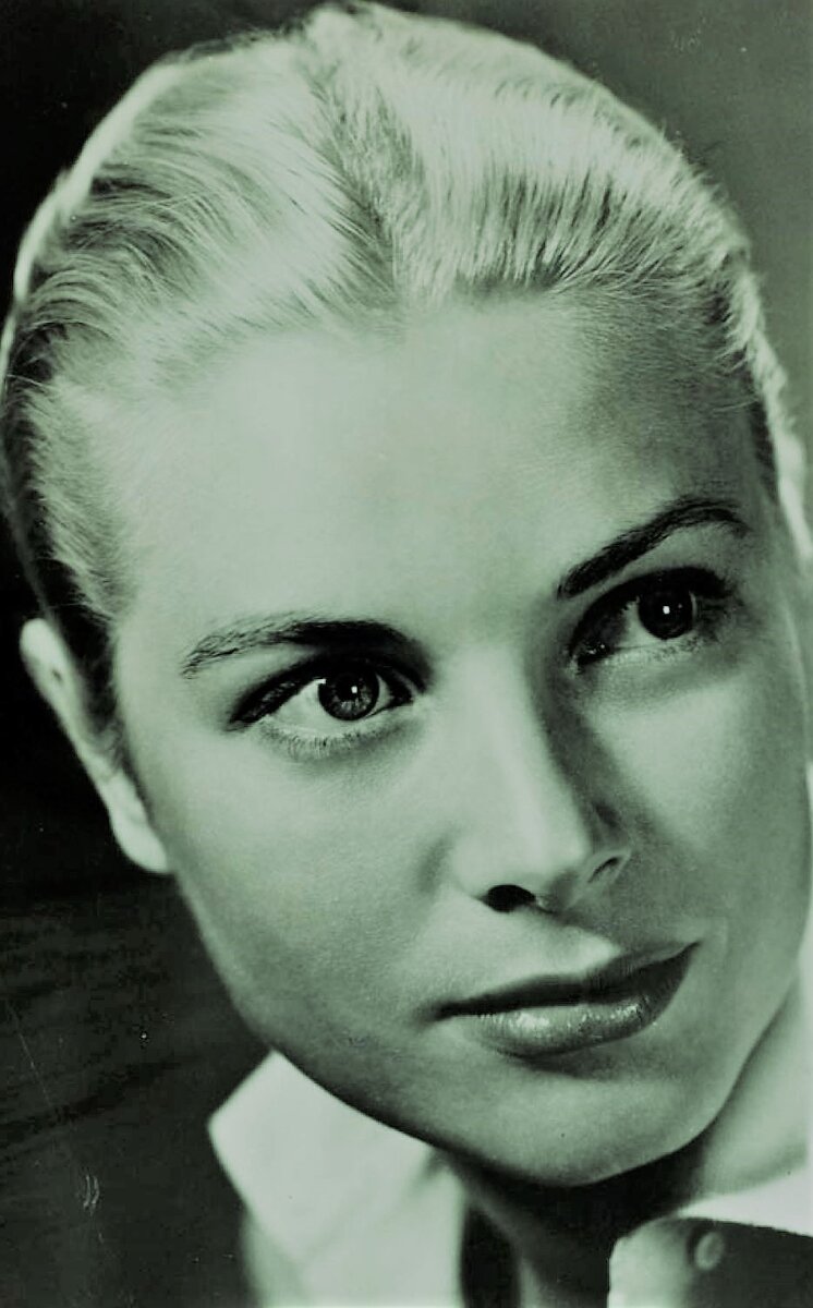 она собственной персоны