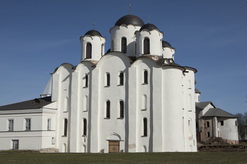 Це́рковь Вла́сия в Великом Новгороде