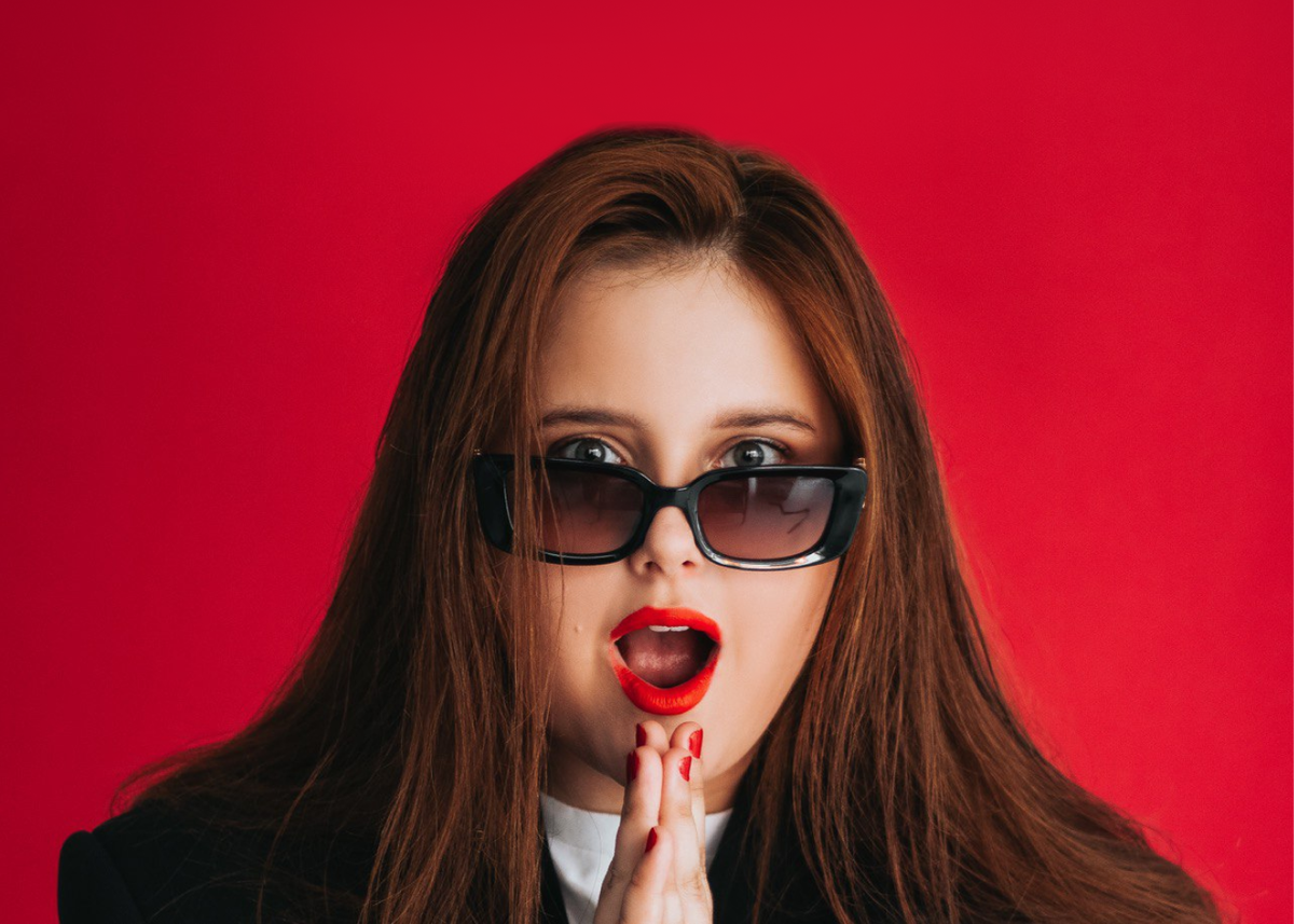 Это Анастасия Манохина, репетитор по истории.