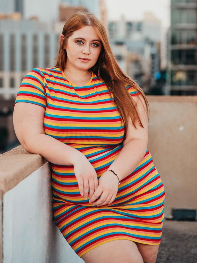 Эмили Уолден. Источник: https://www.instagram.com/nerdycurvyandthriving/