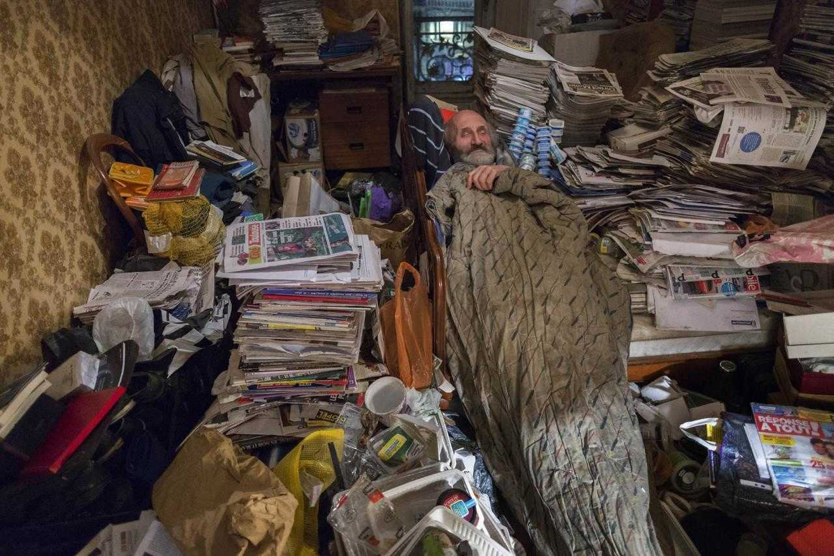 Синдром диогена: патологическое накопительство. Дом человека с синдромом плюшкина. Эффект плюшкина. Синдром плюшкина психическое. Синдром диогена: патологическое накопительство.