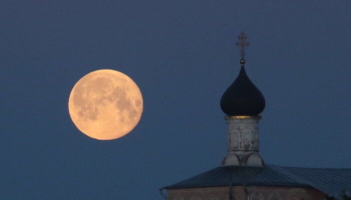 Суперлуние. Торжок . 27.05.2021. Фото С. Рысенковой