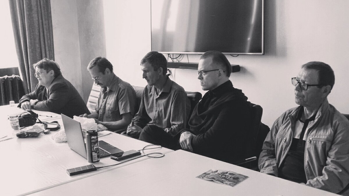 В судейской коллегии вместе с одной из лучших Забайкальских писательниц - Еленой Викторовной Стефанович, и её сыном Максимом. 