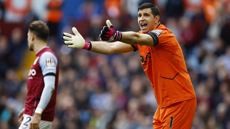    Эмилиано Мартинес. Reuters