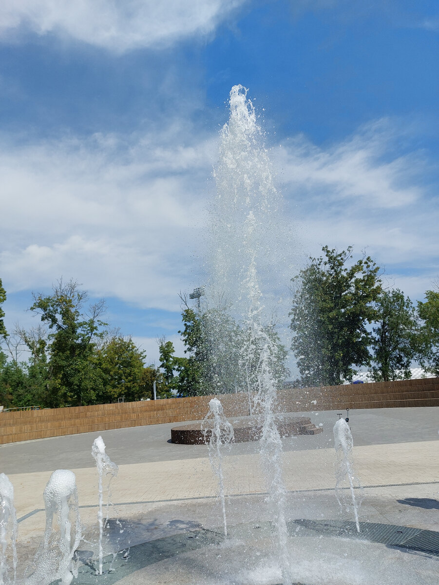 Фото автора Парковая зона в моем селе