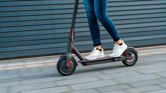    В Санкт-Петербурге введут новые ограничения для электросамокатов Даниил Шалонников