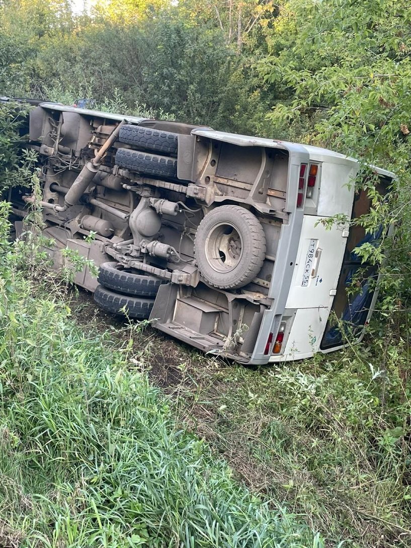 ДТП с автобусом в Омском районе    📷