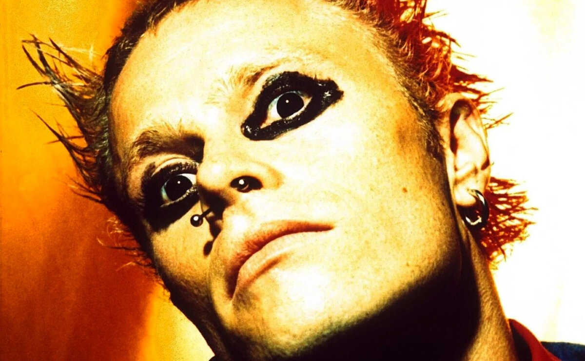 Рейв-машина. 54 года со дня рождения легендарного шоумена The Prodigy |  Музыка. История, открытия, мифы | Дзен