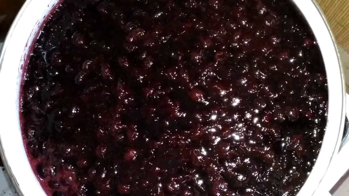 Вкусное варенье из черной смородины