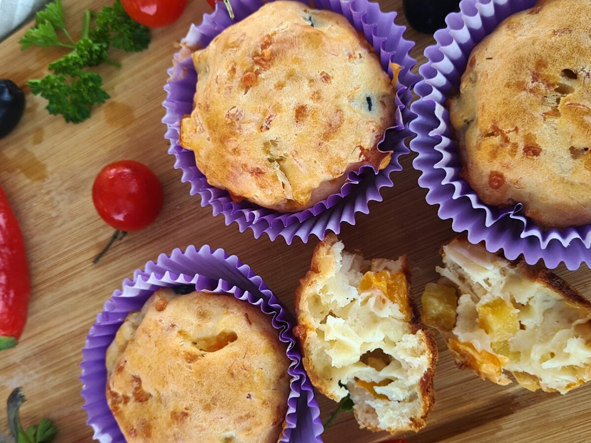 Мафины с Ветчиной и Сыром: Вкусный и сытный рецепт, который не оставит вас равно