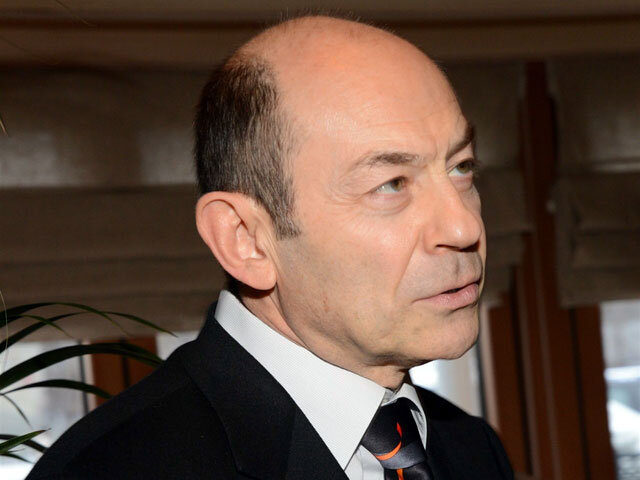 http://image.newsru.com/pict/id/large/1606140_20131030120023.gif