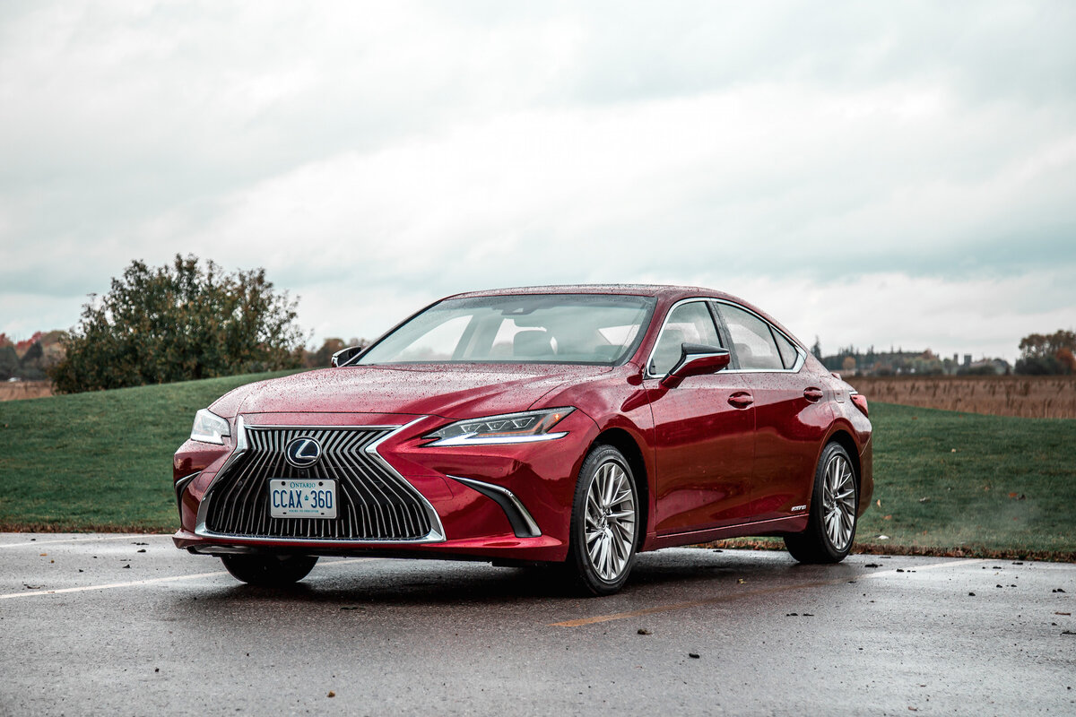 Лексус ес. Lexus es 300h. Lexus es 300 2020. Lexus es 300h 2022. Лексус ЕС 300h 2020.