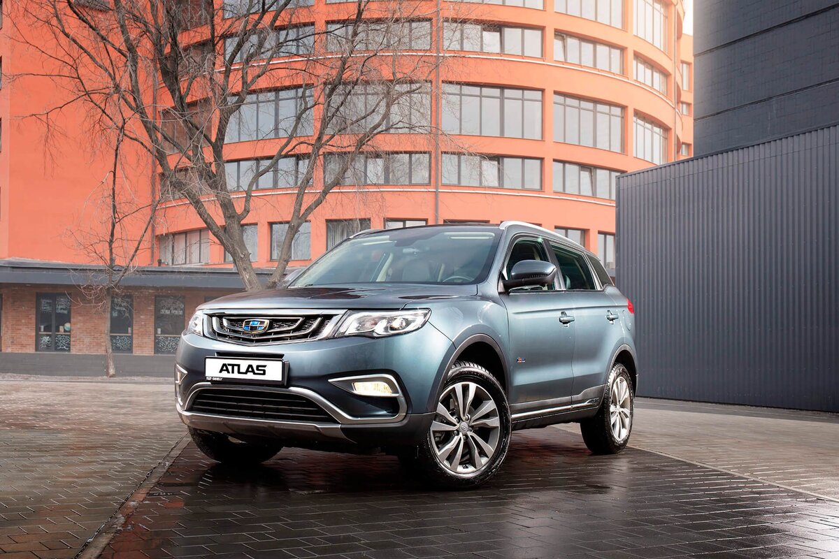 Geely Atlas (фото Geely)