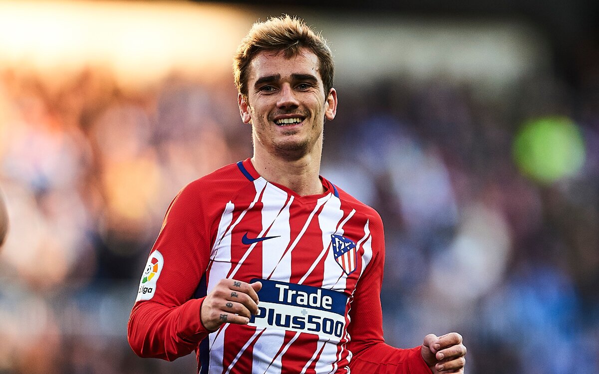 Антуан гризманн футболист. Антуаном гризманном. Французский футболист антуан гризманн. Антуан гризманн 2017. Антуаном гризманном.