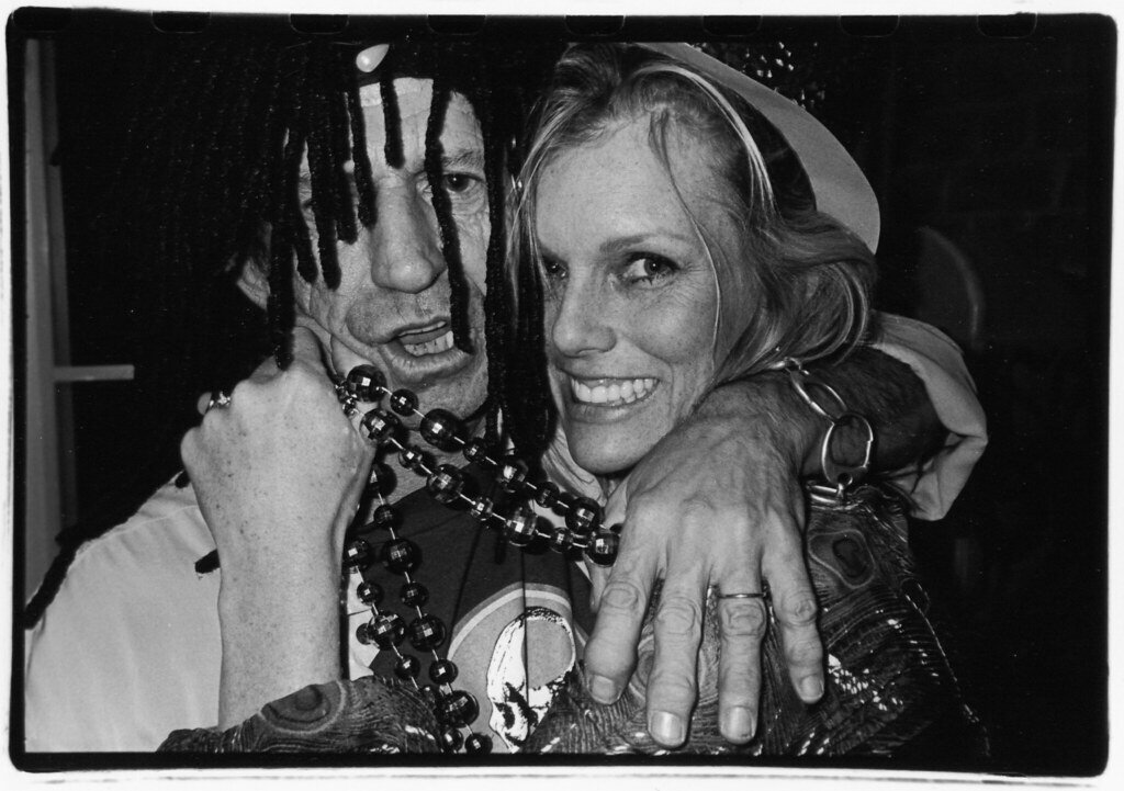 Несмотря на образ брутального рокера и повесы, Кит Ричардс вот уже более 40 лет предан своей супруге Патти Хансен . 