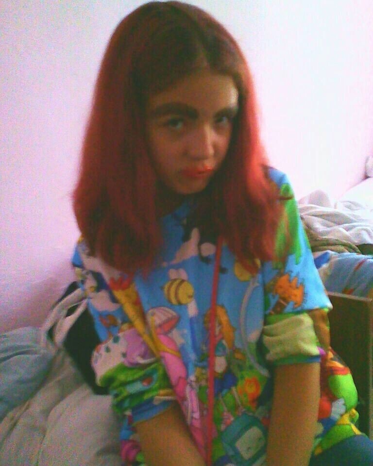 Конечно, это не Саша. Но стиль у Сашки был примерно такой.. Фото с сайта scontent-frx5-1.cdninstagram.com