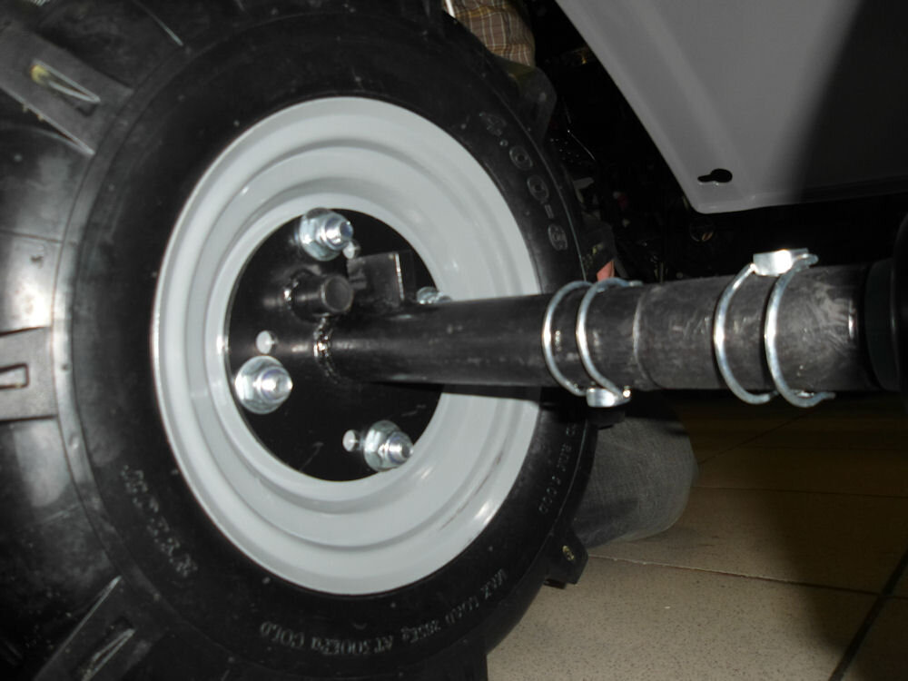 Вид в сборе с мотоблоком