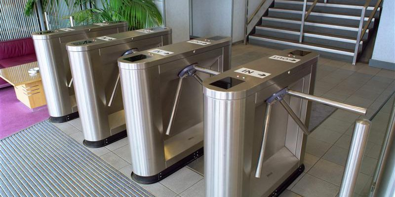 Турникеты, как охранное ограждение.