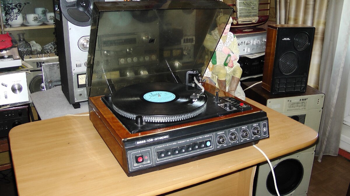 Электрофон Вега 108