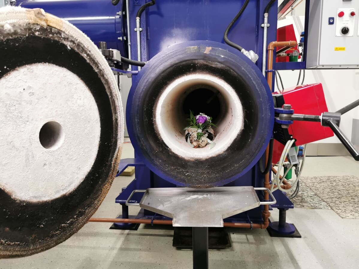 Мини-утка в кремационном блоке.