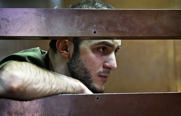 Участник розыгрыша в метро Кароматулло Джаборов в Черемушкинском судеФото: Максим Григорьев/ТАСС