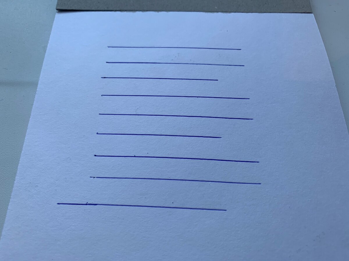 Фото сделано автором (1 этап, нарисовали линии)