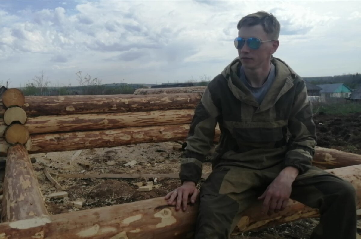 Личное фото в качестве обложки. 