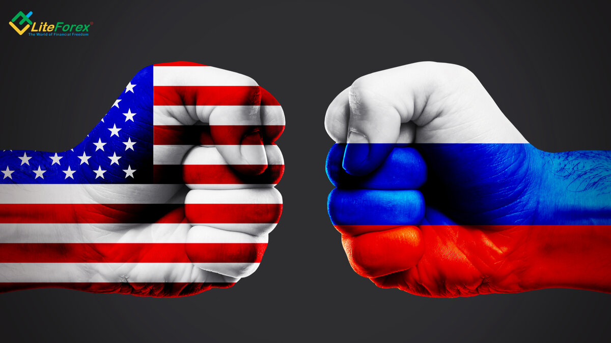 Россия призвала международные правозащитные структуры отреагировать на полицейское насилие в отношении журналистов в США. Речь идёт о представителях СМИ, освещающих протесты из-за дела Флойда. В число потерпевших попал и российский журналист Михаил Тургиев. Об этом говорится в заявлении МИД РФ. «Обеспокоены участившимися случаями полицейского насилия и необоснованных задержаний в отношении журналистов в ходе освещения ими вспыхнувших после убийства Джорджа Флойда протестных акций в США. Считаем неприемлемым использование сотрудниками американских правоохранительных органов спецсредств — резиновых пуль и слезоточивых аэрозолей — против представителей СМИ после предъявления ими пресс-карты», — сказано в заявлении.
Дипломаты отметили, что рассматривают как необоснованную жестокость «целенаправленное распыление полицейскими Миннеаполиса перечного спрея в лицо корреспонденту РИА Новости Михаилу Тургиеву, несмотря на идентификацию его в качестве журналиста».
Полиция в США атаковала журналистов слезоточивым спреем
В МИД напомнили властям США, что по международным законам они обязаны обеспечить безопасность и беспрепятственную деятельность журналистов, а также свободу выражения мнений. Российские дипломаты надеются, что компетентные органы США проведут тщательное расследование инцидентов.
«Настоятельно призываем профильные международные структуры и правозащитные НПО должным образом отреагировать на этот произвол», — заявили в МИД.
Ранее «Рамблер» сообщал, что в Миннесоте и других штатах на этой неделе начались массовые протесты и беспорядки после гибели в Миннеаполисе афроамериканца Джорджа Флойда, подозреваемого в фальшивомонетничестве. Белые полицейские надели на него наручники и повалили на дорогу. Один из копов давил коленом на его шею, хотя Флойд кричал, что не может дышать. Вскоре он умер в больнице. Стражей порядка уволили, одного арестовали, обвинив в непредумышленном убийстве. По стране прокатились акции протеста. Власти решили усмирить манифестантов силой. В наиболее горячие протестные точки введены войска, установлен комендантский час. Об этом сообщает "Рамблер". Далее: https://news.rambler.ru/politics/44271243/?utm_content=news_media&utm_medium=read_more&utm_source=copylink