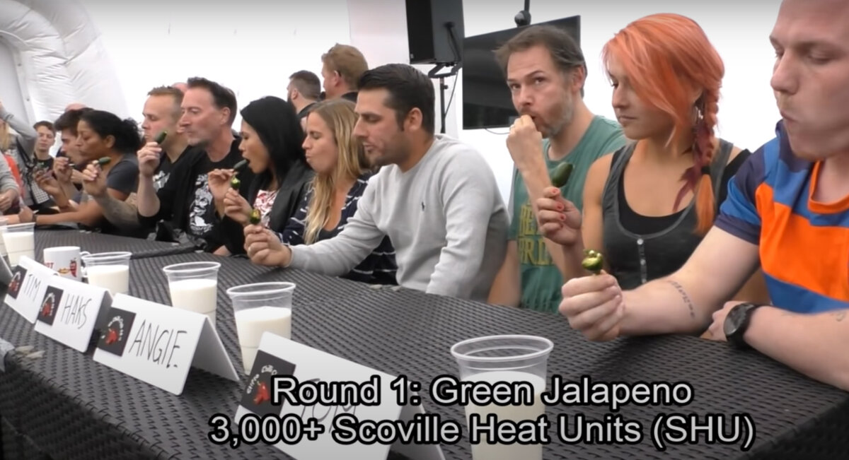 Cоревнование по поеданию самого жгучего в мире перца