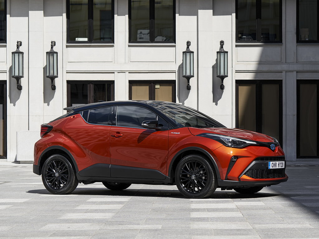 Недостатки и достоинства Toyota C-HR