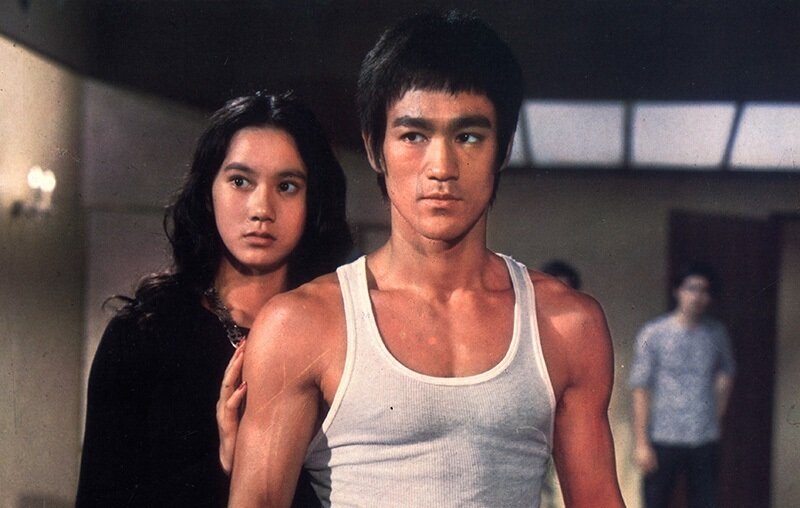 Нора Мяо и Брюс Ли в фильме "Путь дракона"