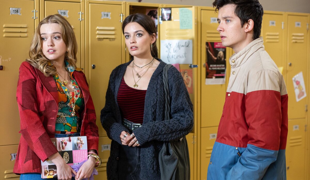 Кадр из сериала "Половое воспитание"/ фото: kinoreporter.ru