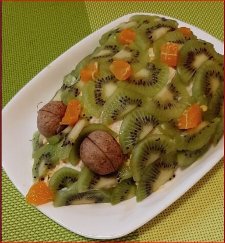 Салат в виде лягушки