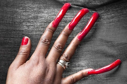 k-chemu-snyatsya-nogti