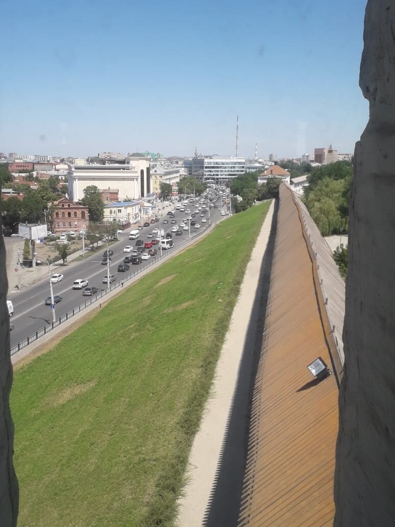 Вид с Красной башни Астраханского Кремля на Адмиралтейскую улицу