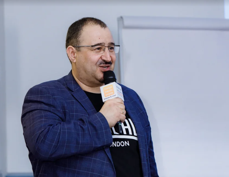 Тимур Асланов