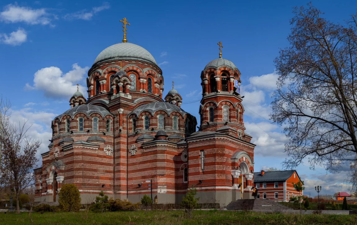 Храм Троицы Живоначальной Коломна. Храм Щурово Коломна. Троицкий храм Щурово. Церковь Пресвятой Троицы в Щурово.