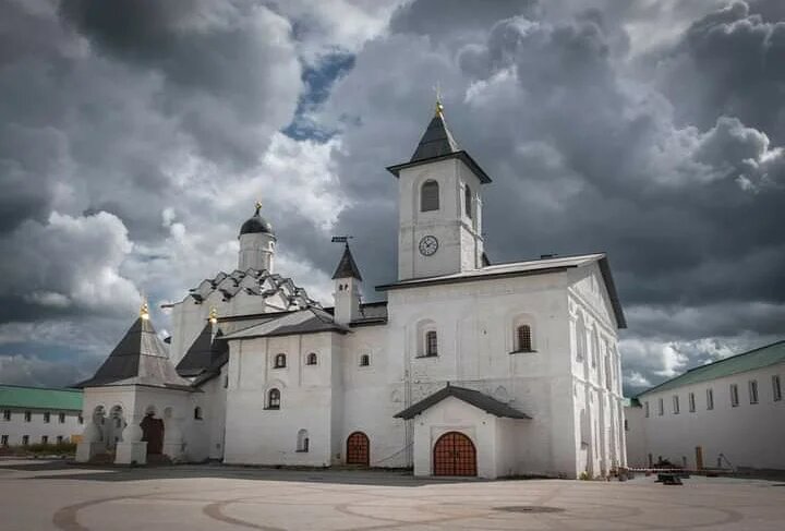 Самая старая церковь в Монастыре.