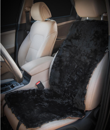 Накидка из натурального меха с коротким ворсом на переднее сиденье, цвет черный. Накидки, изготовленные из натурального меха овцы, – это прекрасное украшение салона для ценителей элегантности, а также возможность обеспечить комфортное вождение транспортного средства. Данная модель накидки предназначена для переднего сиденья автомобиля и выполнена в белоснежном цвете. Накидки легко очищаются и не теряют свое первоначальное состояние даже после долгосрочной эксплуатации. Меховые накидки имеют всесезонную применяемость. Они уместны не только холодной зимой, но и жарким летом, не давая нагреваться сиденьям под палящим солнцем. Более того, натуральный мех экологичен, обладает антисептическими и противоаллергическими свойствами. В ходе долгих исканий нами был найден достойный отечественный производитель меховых изделий, который использует мех Цигайской и Северокавказской породы овец.

Преимущества:
-Цельная шкура
-Антискользящая подкладка
-Не линяет
-Зимой теплая снаружи
-Летом не нагревается
-Обладает антисептическими и антибактериальными свойствами
-Износоустойчива и долговечна
-Подходит на все типы сидений.
Материал: натуральный мех овцы.
Состав: натуральный мех, искусственная замша.