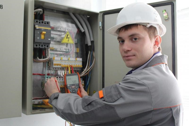 Они разбираются во всех технических нюансах и смогут организовать надежное и безопасное электроснабжение