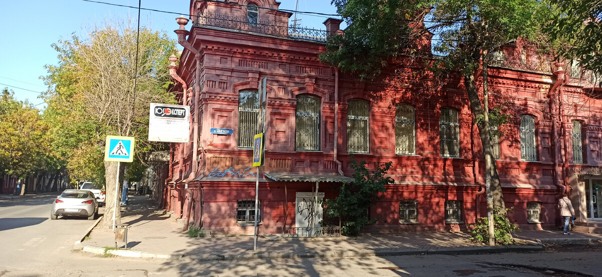 В городе цельная историческая застройка