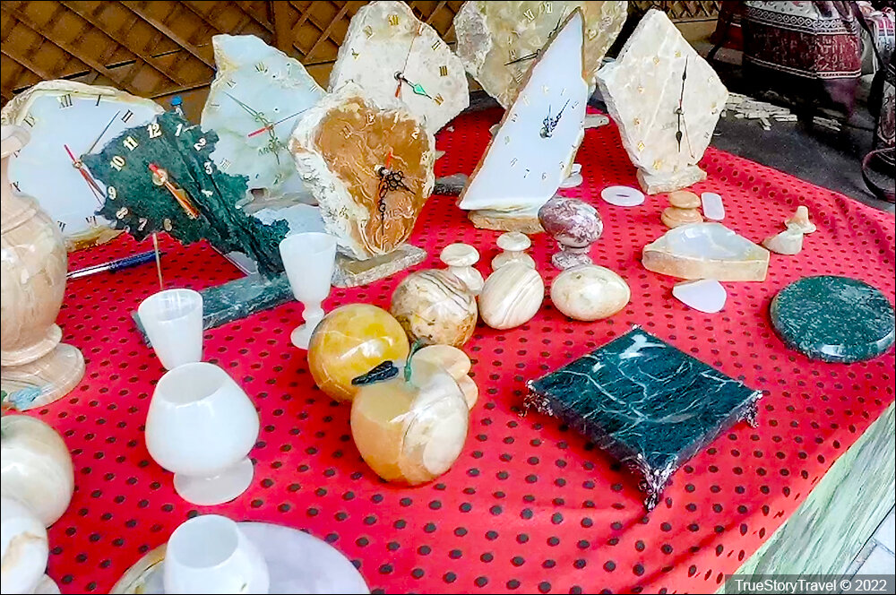 Армения - "Ювелирка" на уличном рынке. Что продают армянские мастера ...