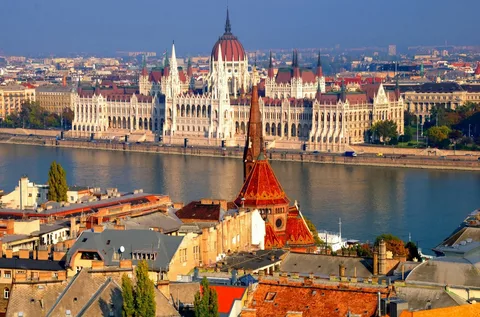 Здание Парламента.