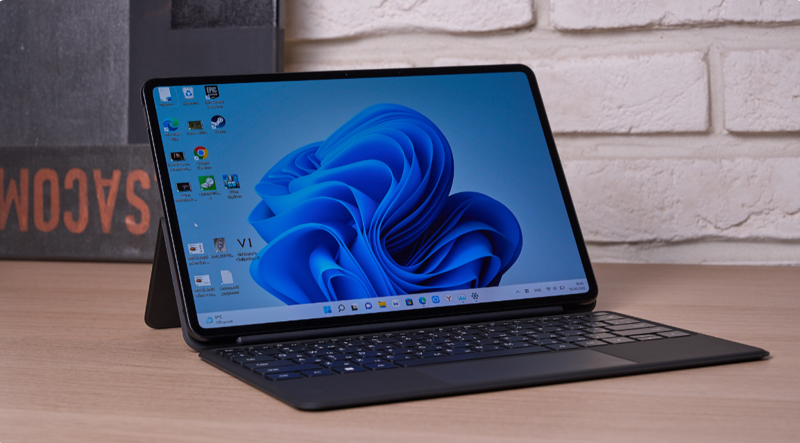 Huawei MateBook E. Фото: Илья Кичаев / Wylsacom Media