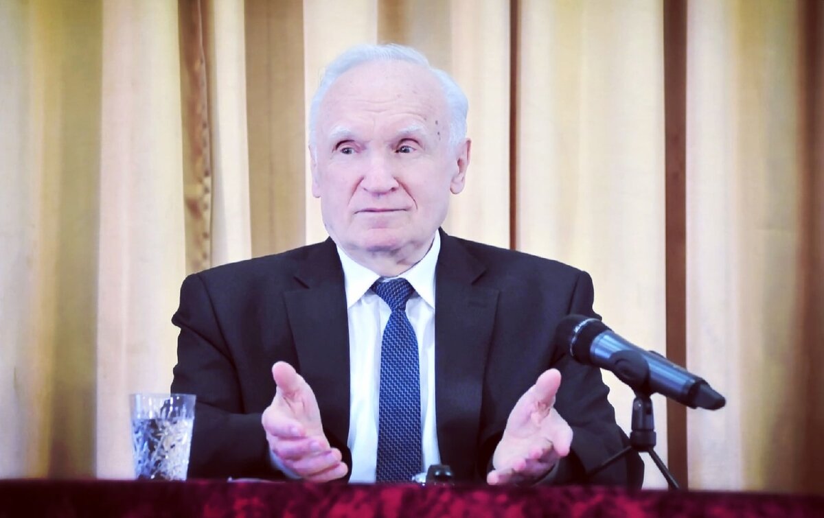 Алексей Ильич Осипов — учёный-богослов, педагог и публицист, доктор богословия, заслуженный профессор Московской духовной академии, апологет, проповедник, писатель, православный катехизатор.